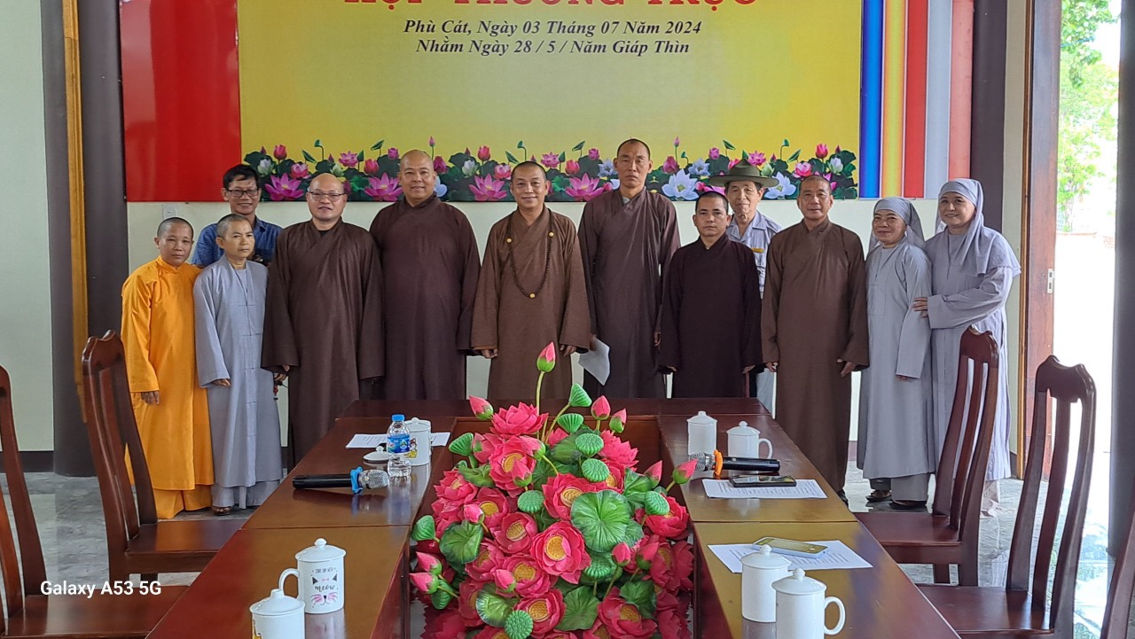 Ban Thường trực Phật giáo huyện Phù Cát họp thay đổi nhân sự
